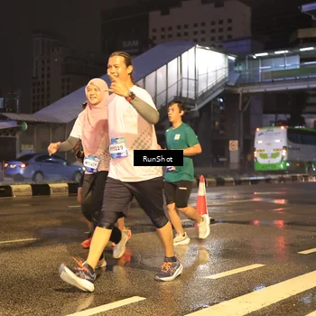 Runner Photo 7882351