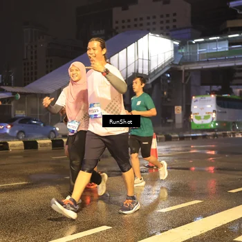 Runner Photo 7882352