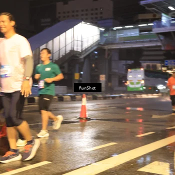Runner Photo 7882355