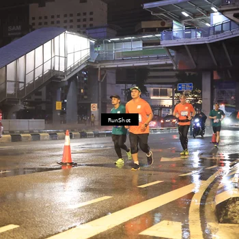 Runner Photo 7882375
