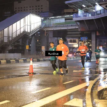 Runner Photo 7882376