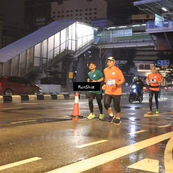Runner Photo 7882384