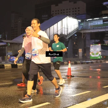 Runner Photo 7882392