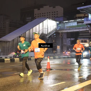 Runner Photo 7882403