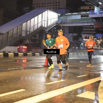 Runner Photo 7882404