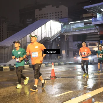 Runner Photo 7882408