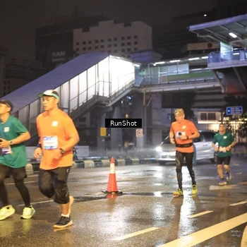 Runner Photo 7882409