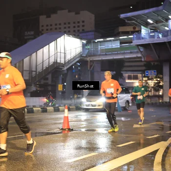 Runner Photo 7882414