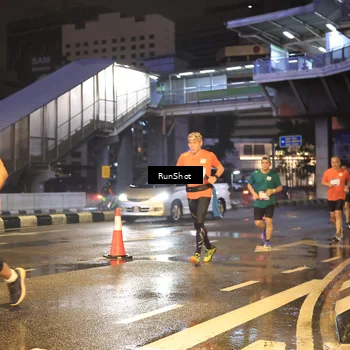 Runner Photo 7882424