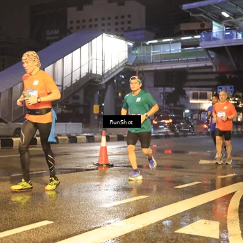 Runner Photo 7882444