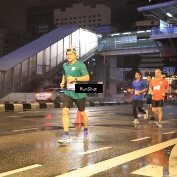 Runner Photo 7882455