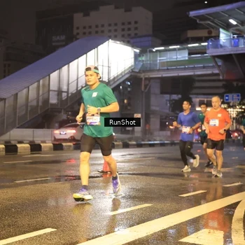 Runner Photo 7882457