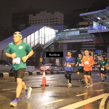 Runner Photo 7882470
