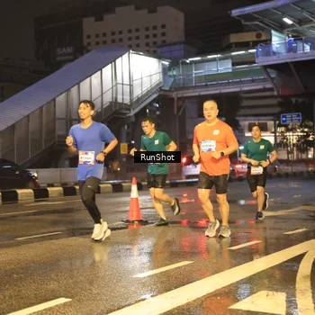 Runner Photo 7882484