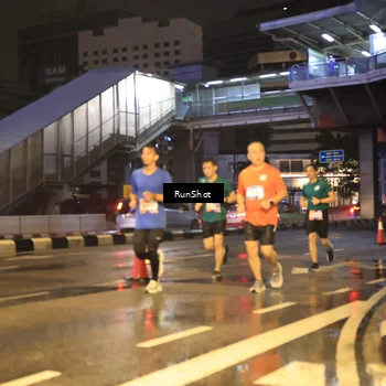 Runner Photo 7882491