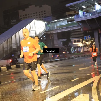 Runner Photo 7882506