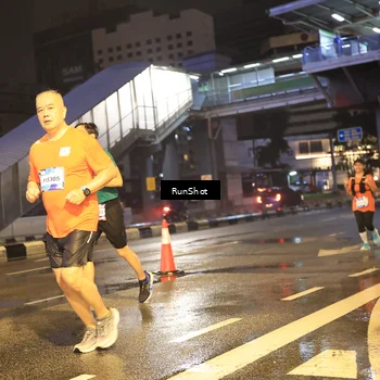 Runner Photo 7882508