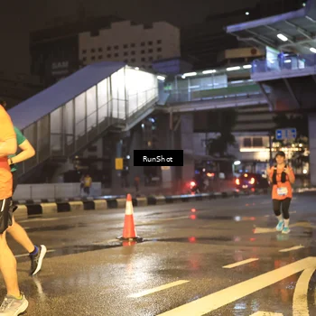 Runner Photo 7882517
