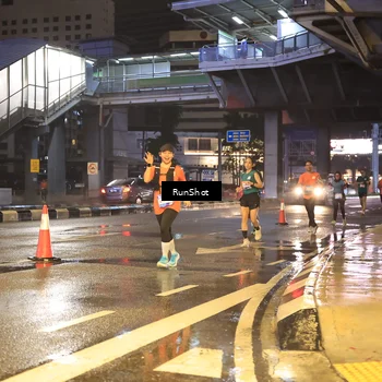 Runner Photo 7882535