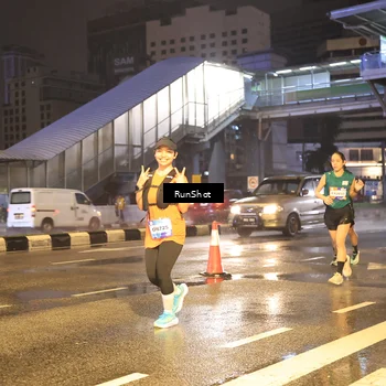 Runner Photo 7882550
