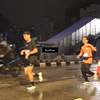 Runner Photo 7882571