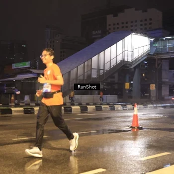 Runner Photo 7882582