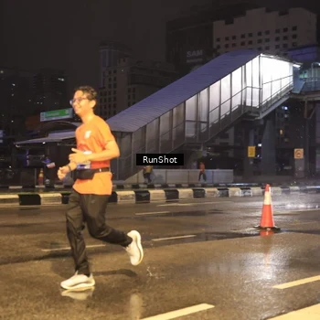 Runner Photo 7882584