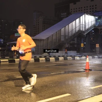 Runner Photo 7882586