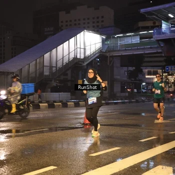 Runner Photo 7882600