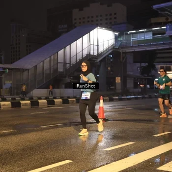Runner Photo 7882604