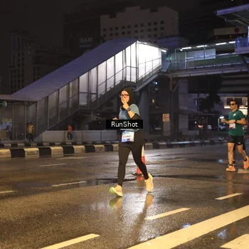 Runner Photo 7882611