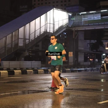 Runner Photo 7882622