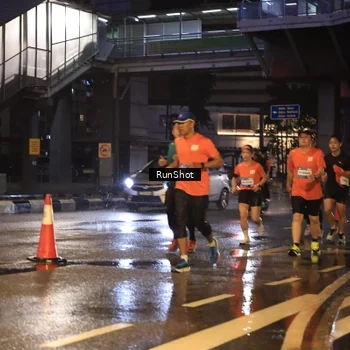 Runner Photo 7882634
