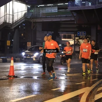 Runner Photo 7882637