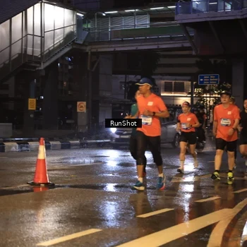 Runner Photo 7882638