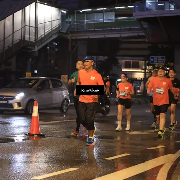 Runner Photo 7882643