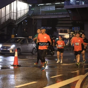 Runner Photo 7882648