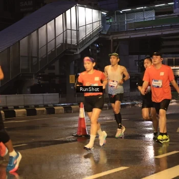 Runner Photo 7882670