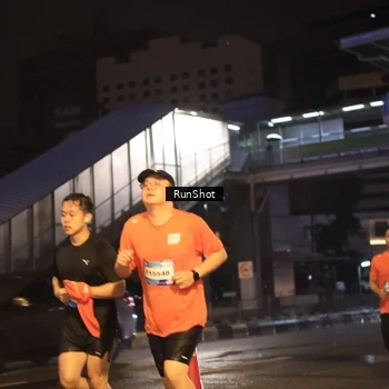 Runner Photo 7882705