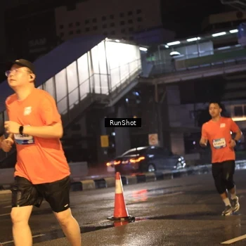 Runner Photo 7882707