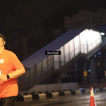 Runner Photo 7882715