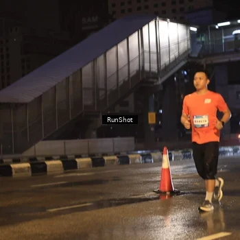 Runner Photo 7882720