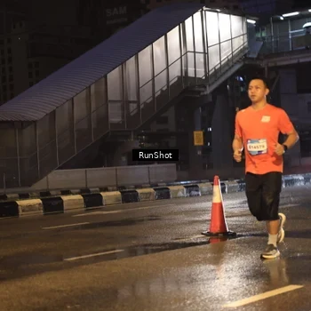 Runner Photo 7882723
