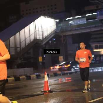 Runner Photo 7882724