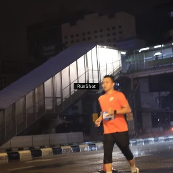 Runner Photo 7882725