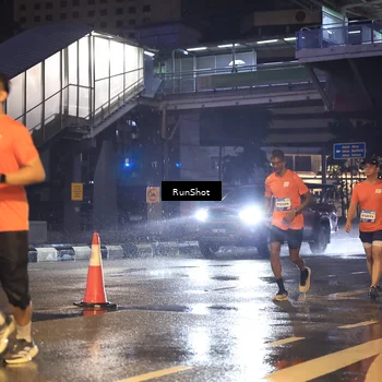 Runner Photo 7882732