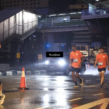Runner Photo 7882735
