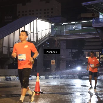 Runner Photo 7882736