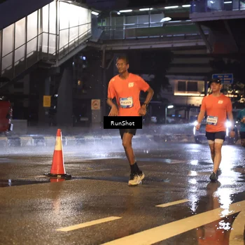 Runner Photo 7882747