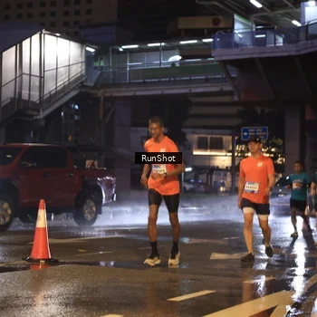 Runner Photo 7882752